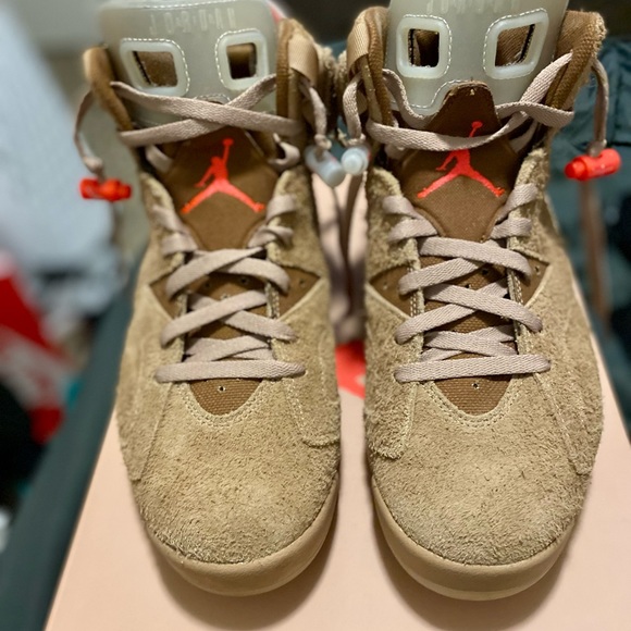 Travis Scott Jordan 6 British khaki - Picture 3 of 10